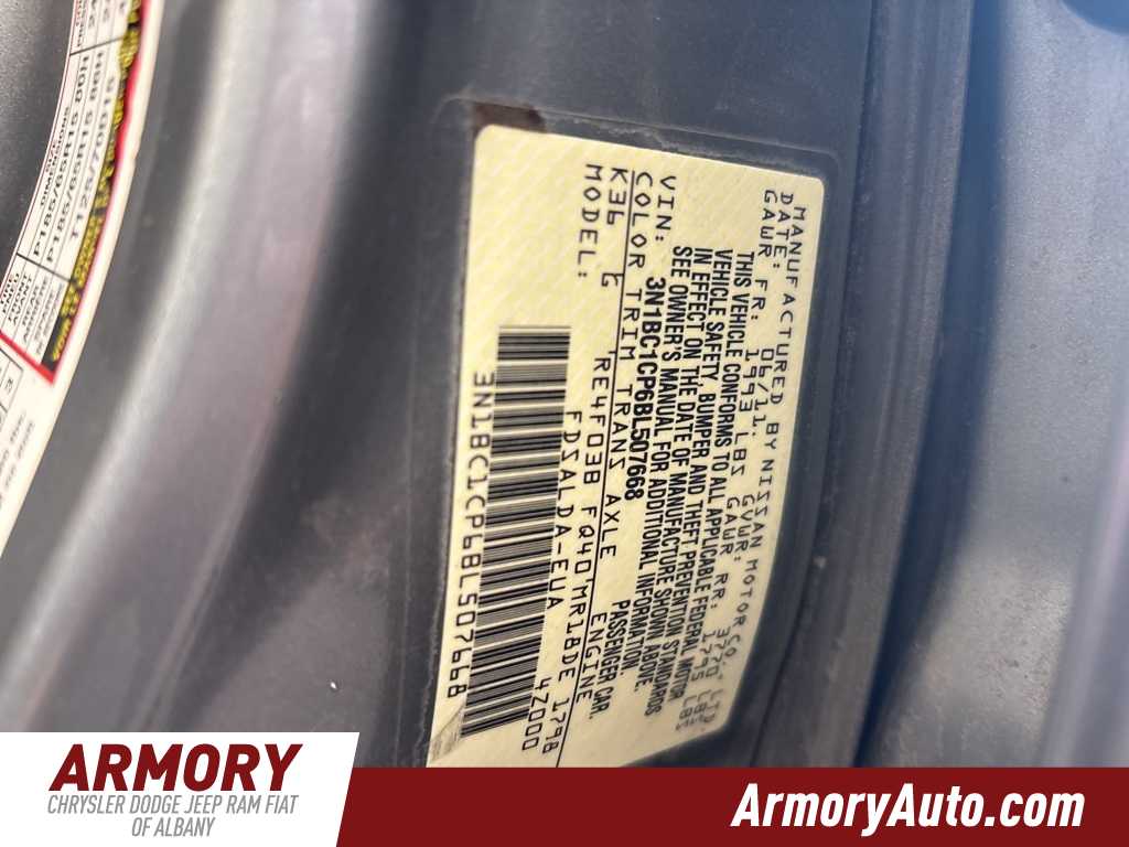 Thumbnail: 2011 Nissan Versa - 38