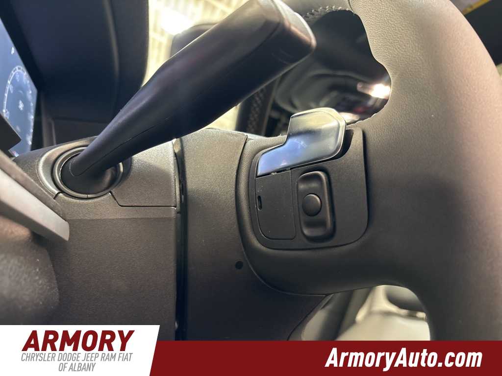 Thumbnail: 2025 Jeep Grand Cherokee L - 12