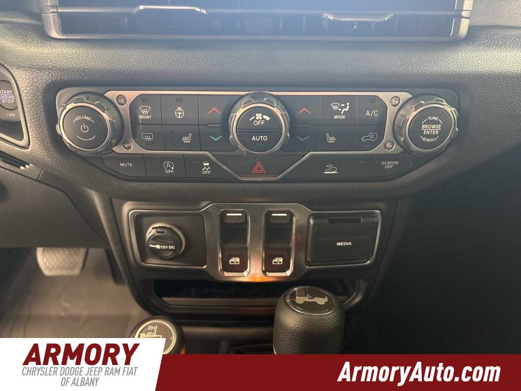 Thumbnail: 2026 Jeep Wrangler - 17