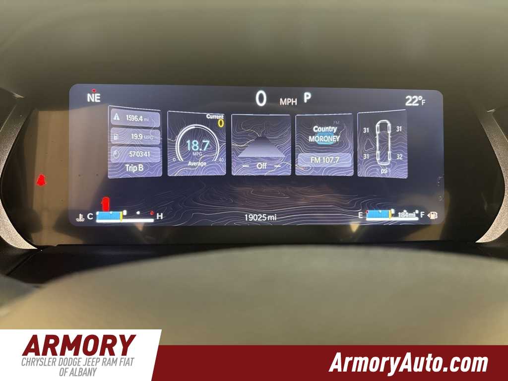 Thumbnail: 2025 Jeep Grand Cherokee - 14