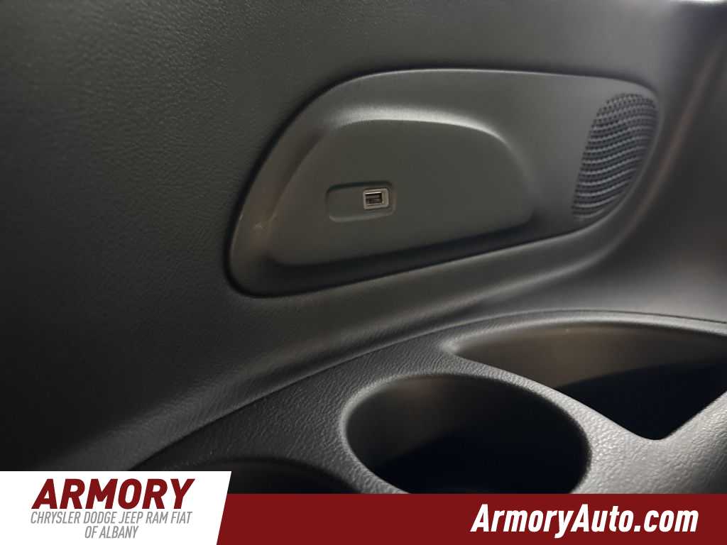 Thumbnail: 2026 Chrysler Pacifica - 30