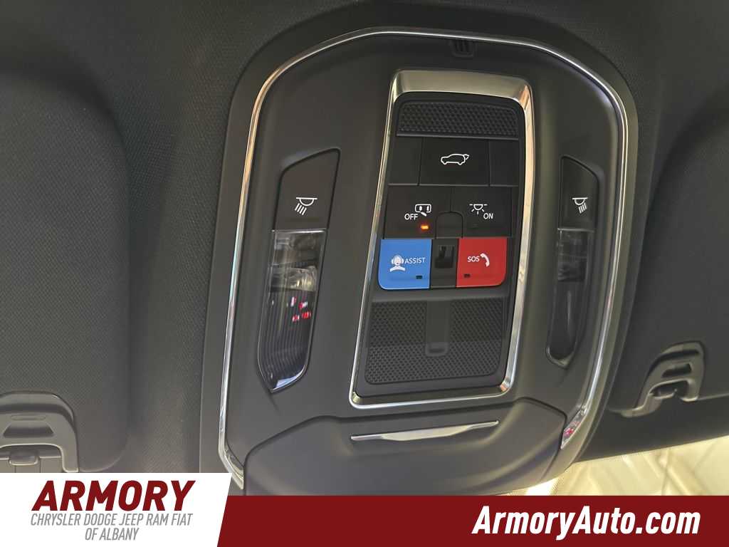 Thumbnail: 2024 Jeep Wagoneer - 26