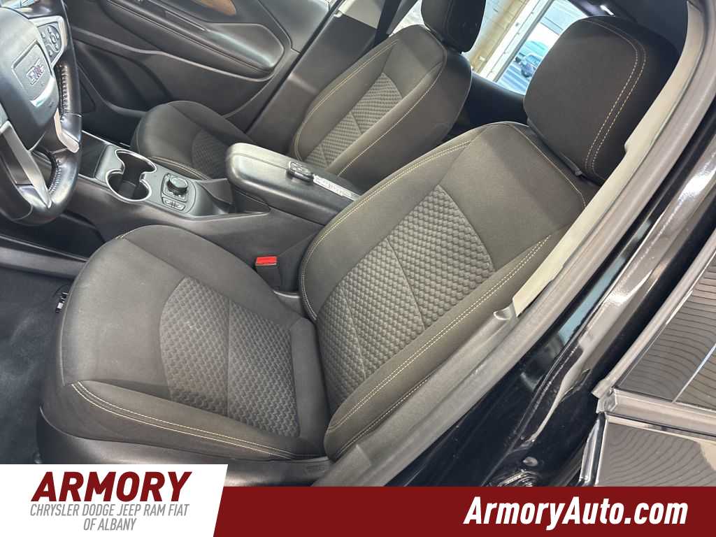 Thumbnail: 2020 GMC Terrain - 9