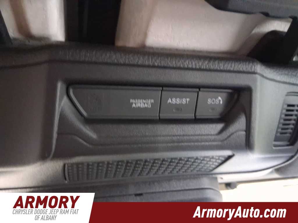 Thumbnail: 2025 Jeep Wrangler - 23