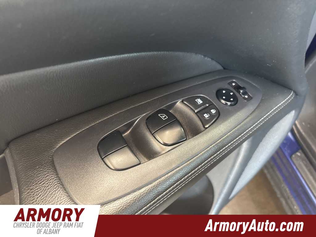 Thumbnail: 2019 Nissan Pathfinder - 8