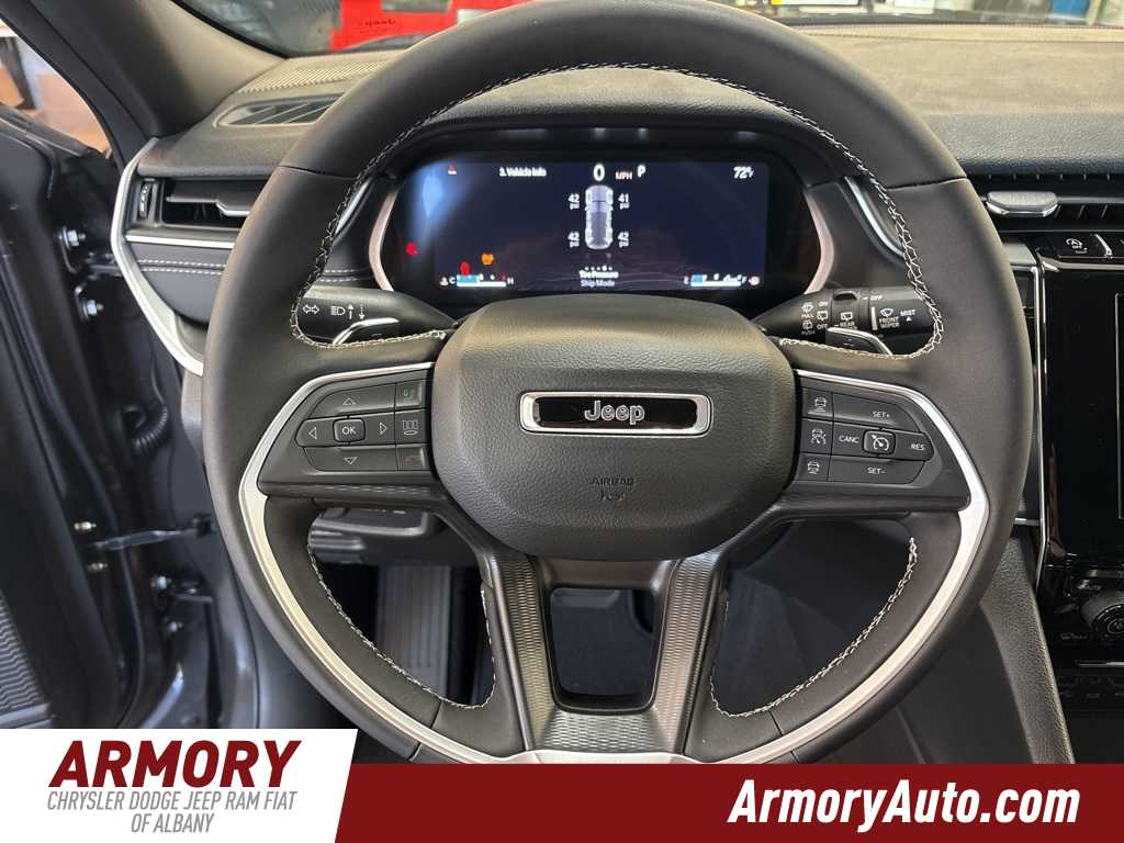 Thumbnail: 2025 Jeep Grand Cherokee - 14