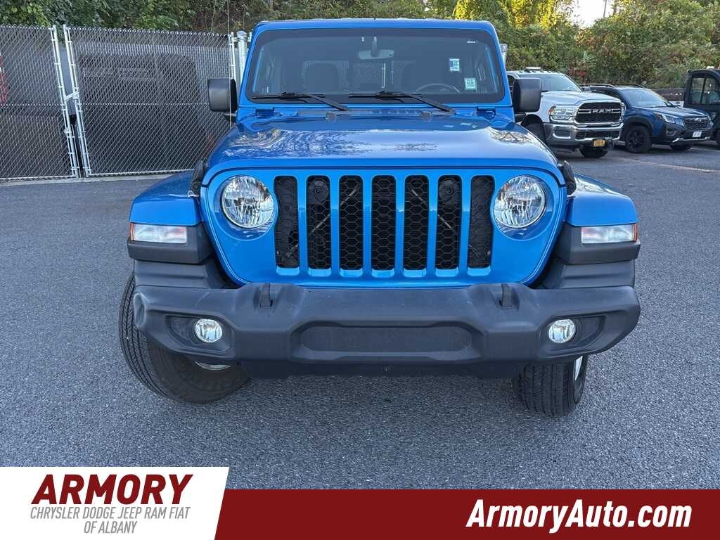 Used 2022 Jeep Gladiator Sport S Truck