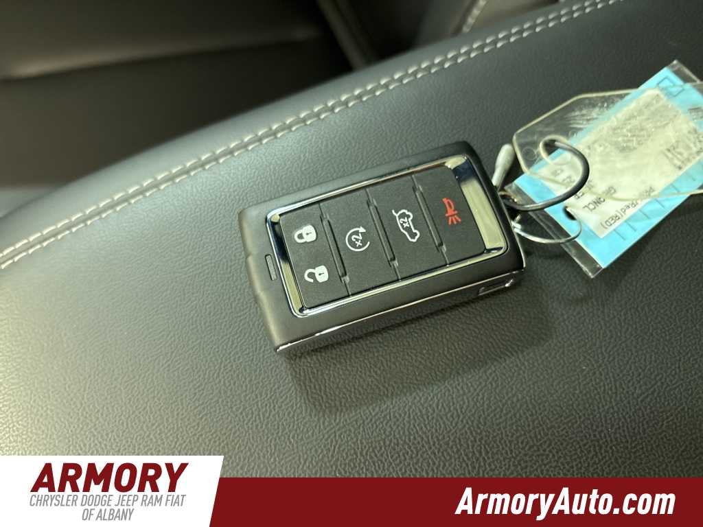 Thumbnail: 2025 Jeep Grand Cherokee L - 20