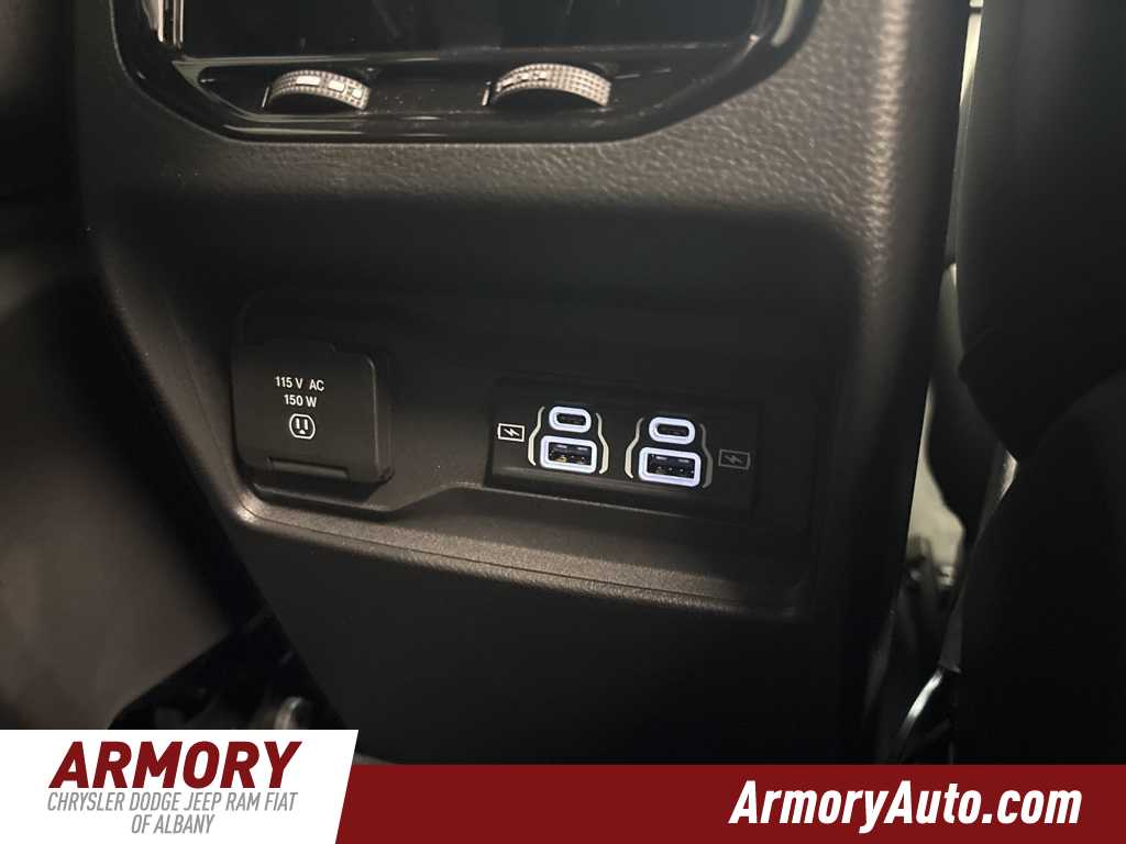 Thumbnail: 2025 Jeep Grand Cherokee - 35