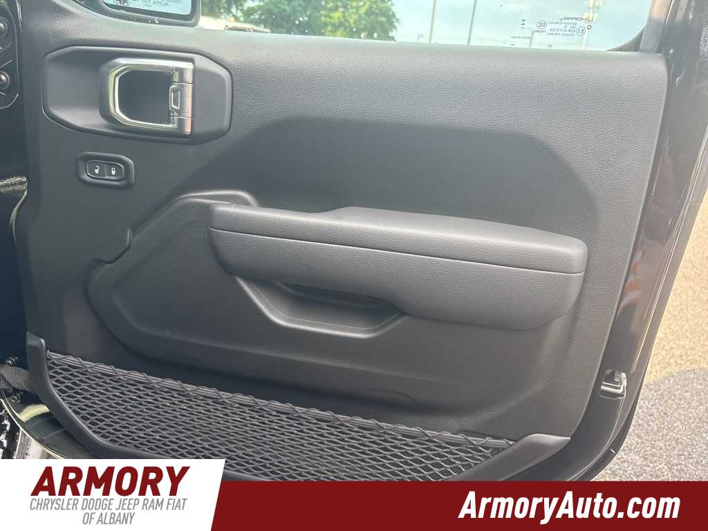 Thumbnail: 2025 Jeep Gladiator - 28