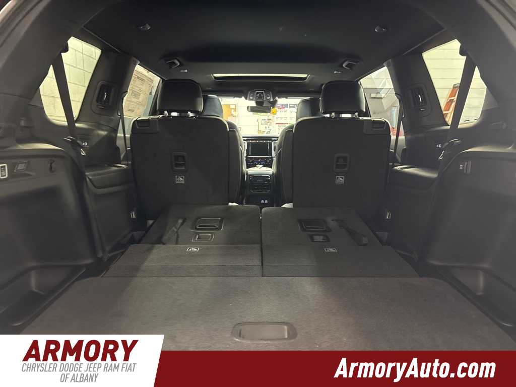 Thumbnail: 2025 Jeep Grand Cherokee L - 29