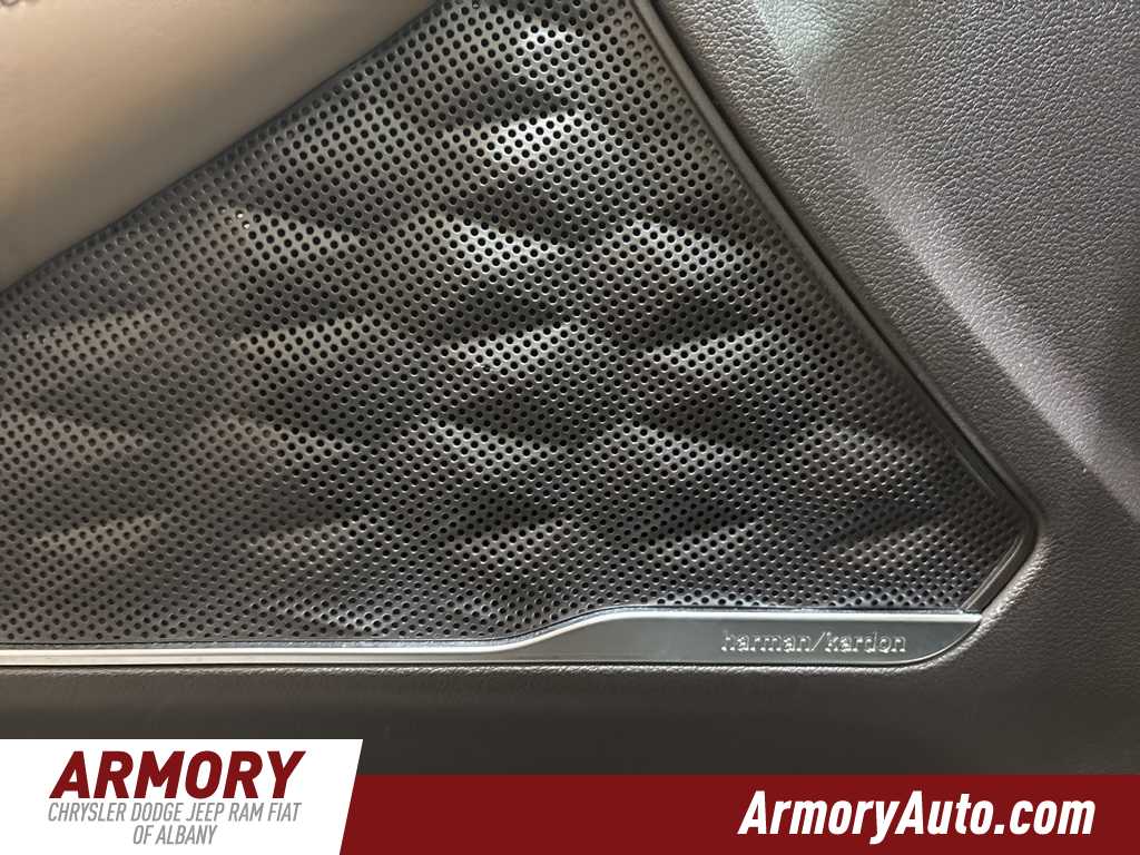 Thumbnail: 2023 Hyundai Santa Fe - 9