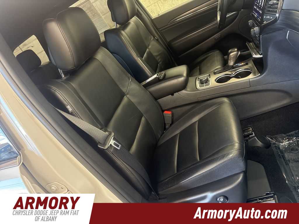 Thumbnail: 2021 Jeep Grand Cherokee - 40