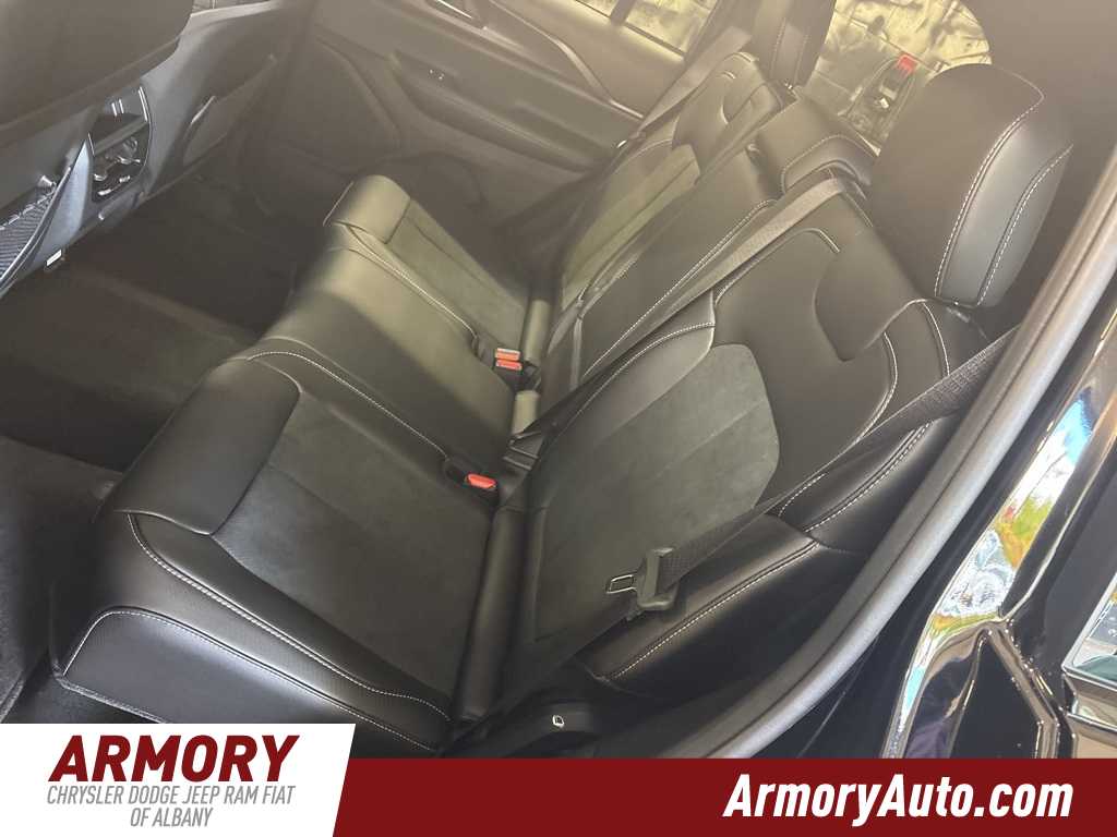 Thumbnail: 2025 Jeep Grand Cherokee - 27