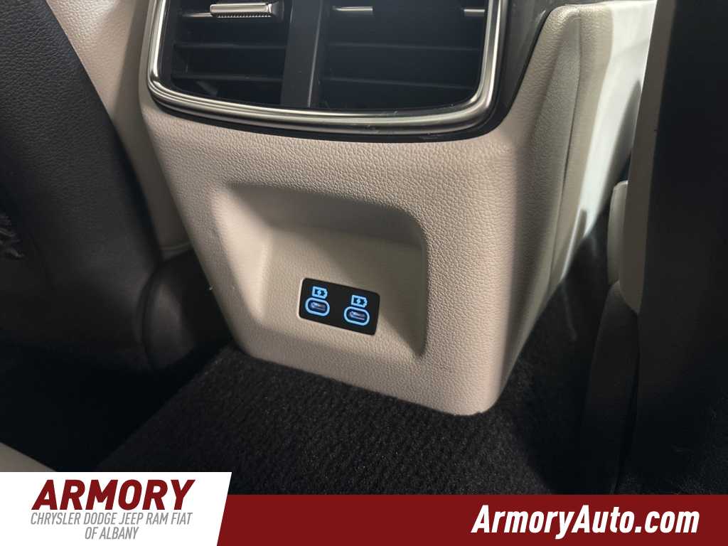 Thumbnail: 2024 Genesis G70 - 33