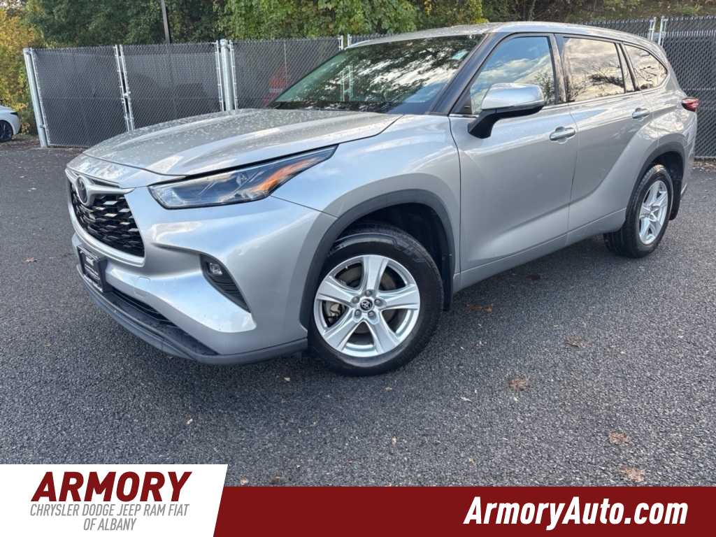 Thumbnail: 2022 Toyota Highlander - 1