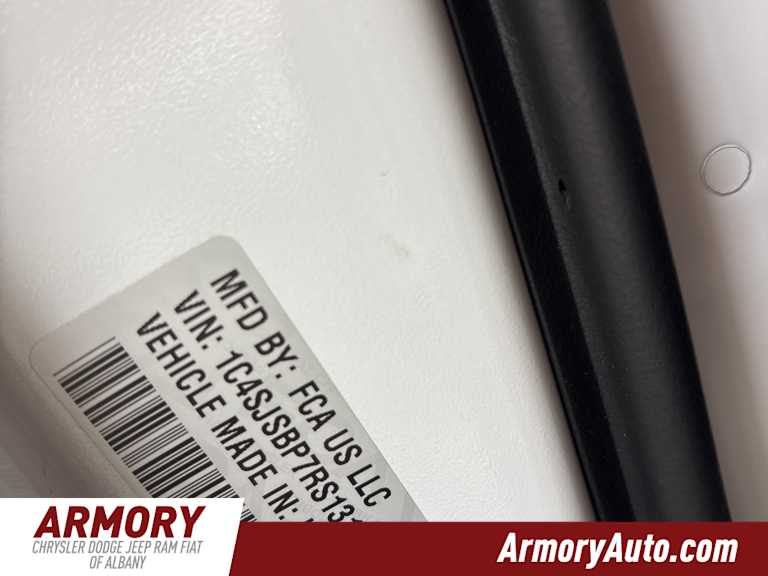 Thumbnail: 2024 Jeep Wagoneer - 50