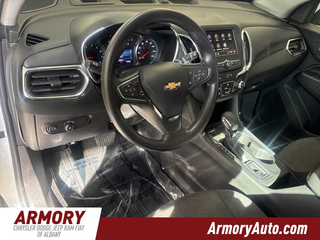 Thumbnail: 2023 Chevrolet Equinox - 8