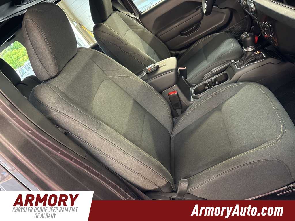 Thumbnail: 2025 Jeep Wrangler - 37