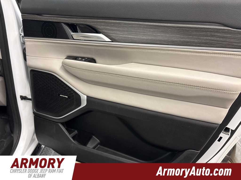 Thumbnail: 2024 Jeep Wagoneer - 35