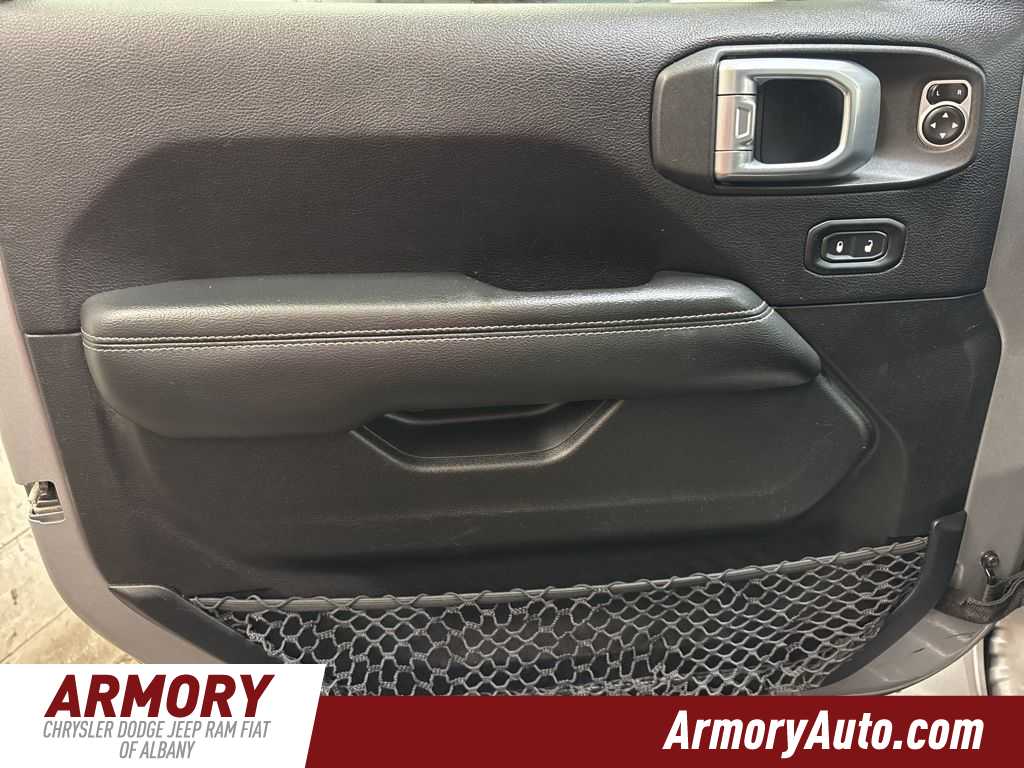 Thumbnail: 2019 Jeep Wrangler - 7