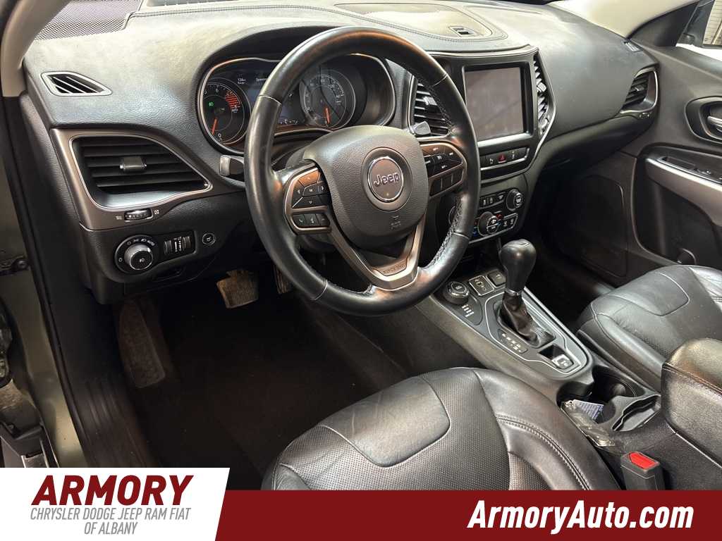 Thumbnail: 2021 Jeep Cherokee - 9