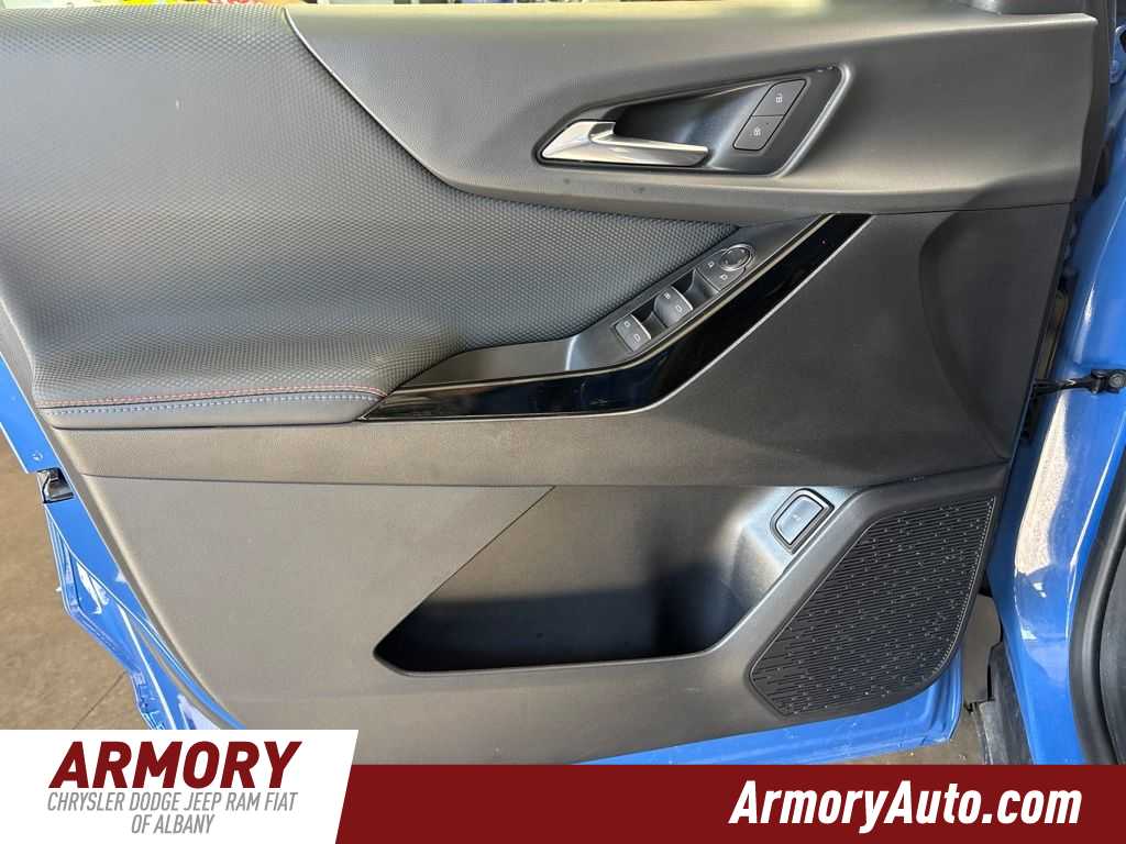 Thumbnail: 2025 Chevrolet Equinox - 6