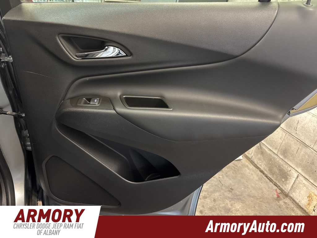 Thumbnail: 2024 Chevrolet Equinox - 32