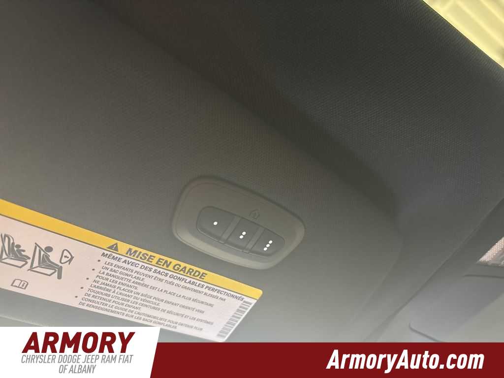 Thumbnail: 2026 Chrysler Pacifica - 26