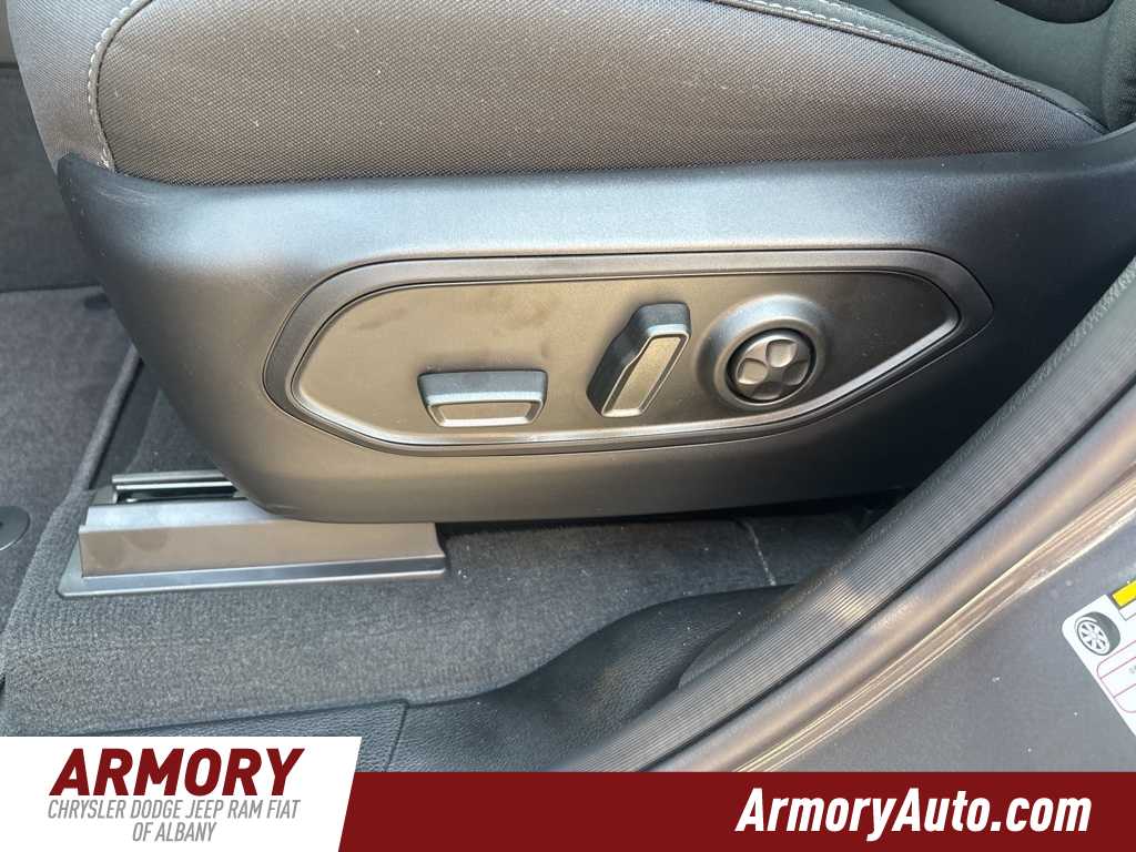 Thumbnail: 2025 Jeep Grand Cherokee - 13