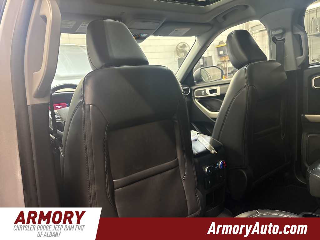 Thumbnail: 2021 Ford Explorer - 25