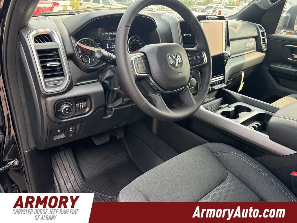 Thumbnail: 2026 RAM 1500 - 9