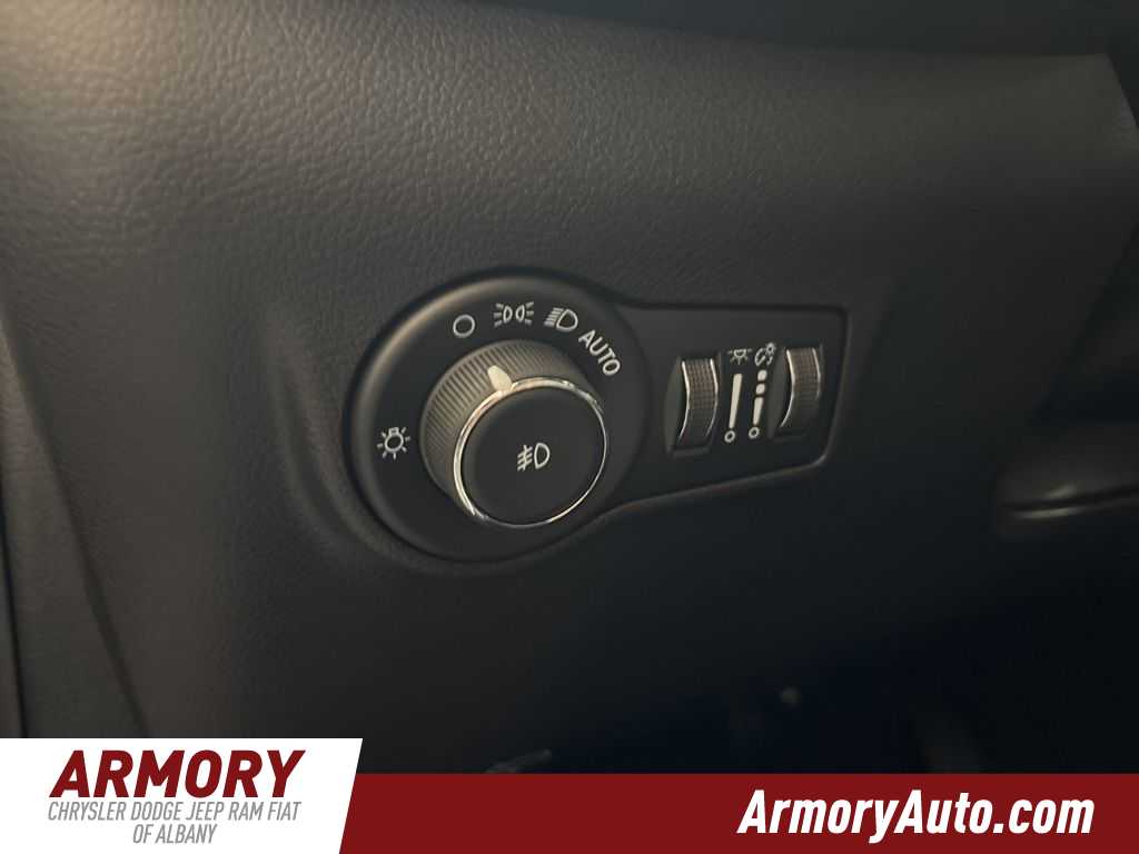 Thumbnail: 2026 Jeep Compass - 10