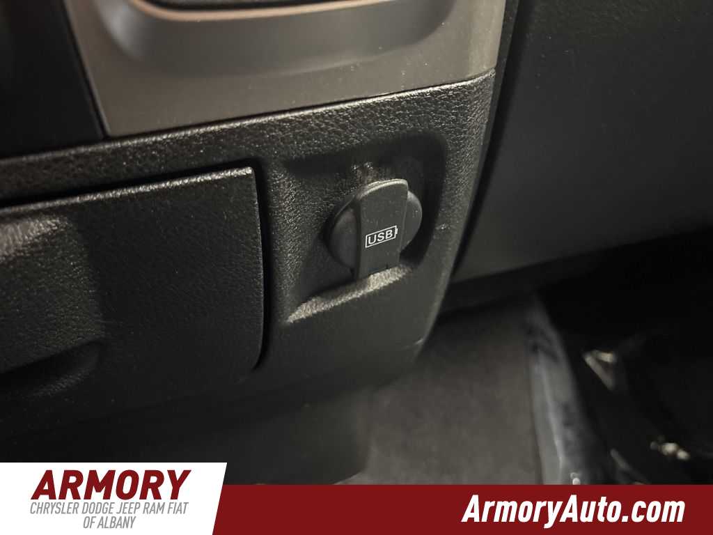 Thumbnail: 2019 RAM 1500 Classic - 20