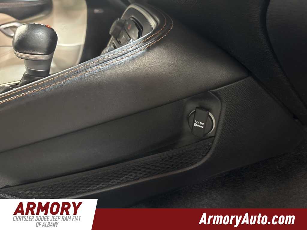 Thumbnail: 2015 Dodge Challenger - 32