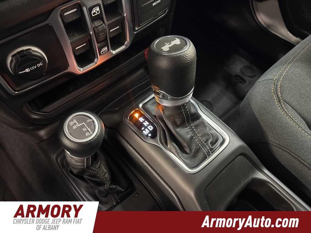 Thumbnail: 2026 Jeep Wrangler - 19