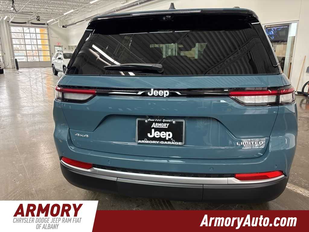 Thumbnail: 2026 Jeep Grand Cherokee - 5