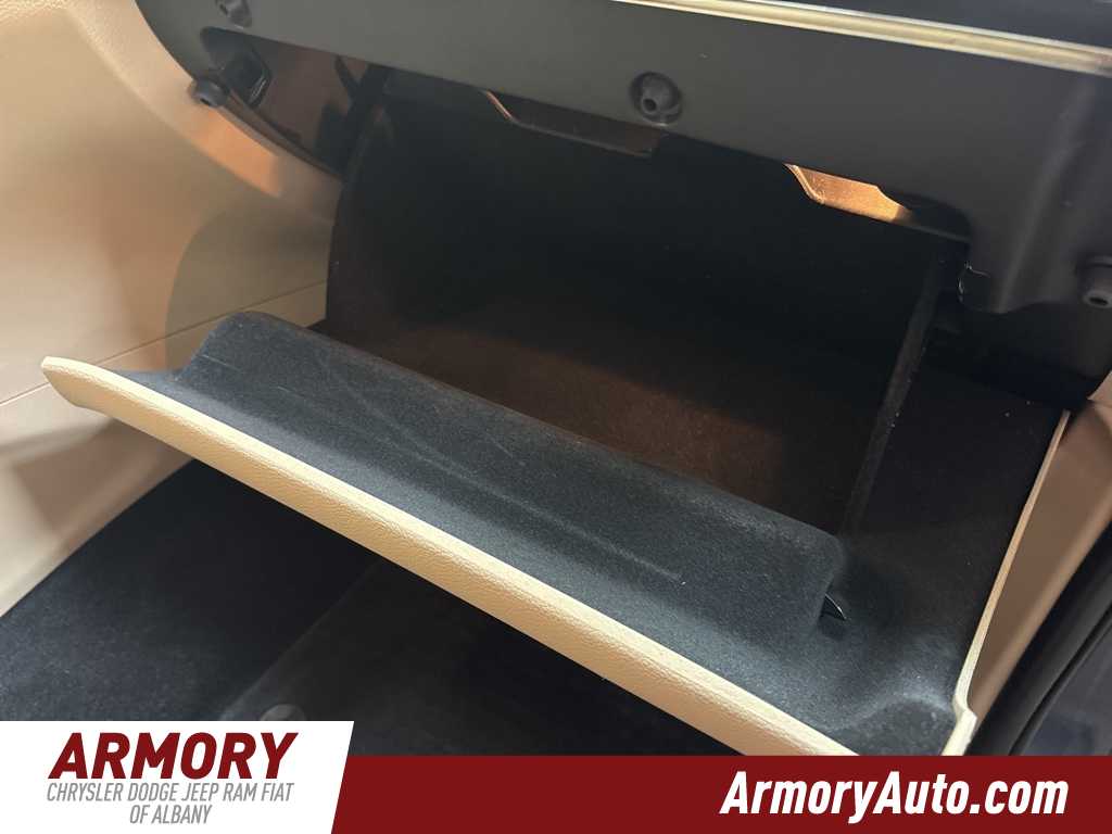 Thumbnail: 2020 Jeep Grand Cherokee - 37