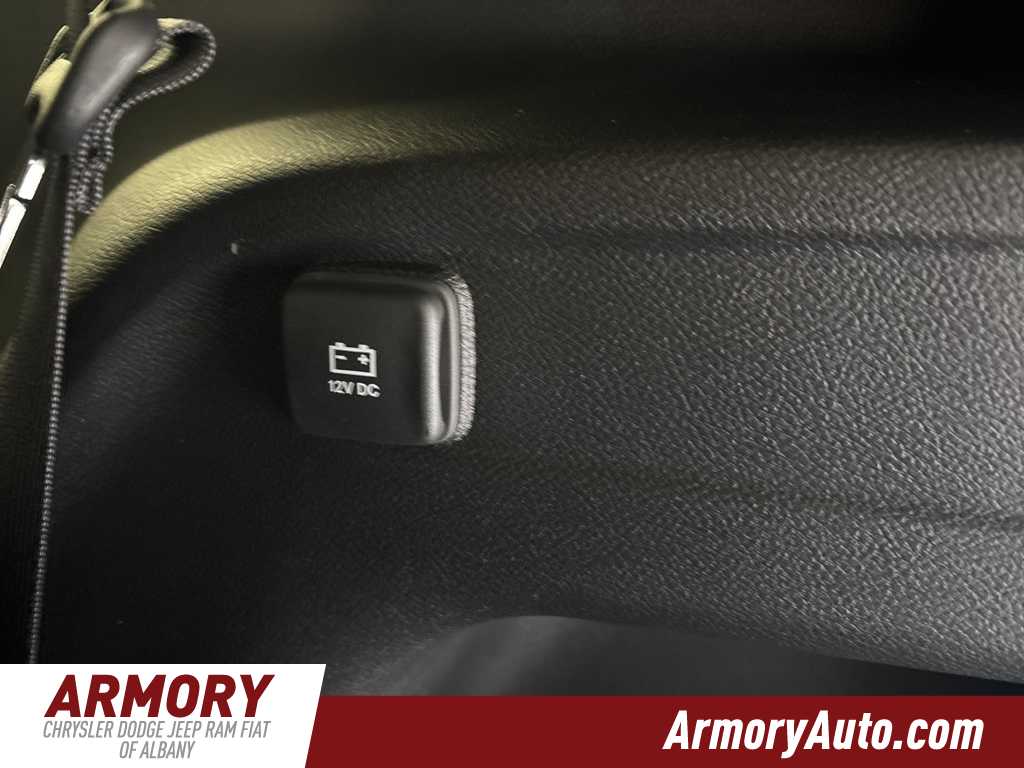 Thumbnail: 2025 Jeep Grand Cherokee L - 29