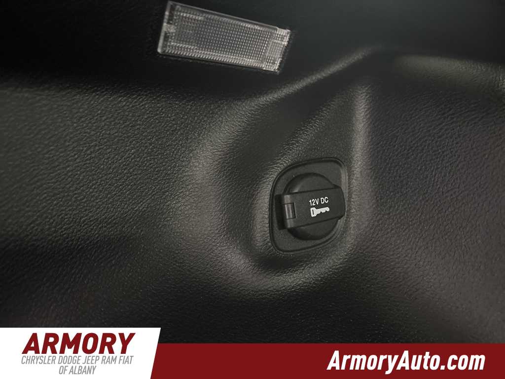 Thumbnail: 2023 Jeep Cherokee - 29