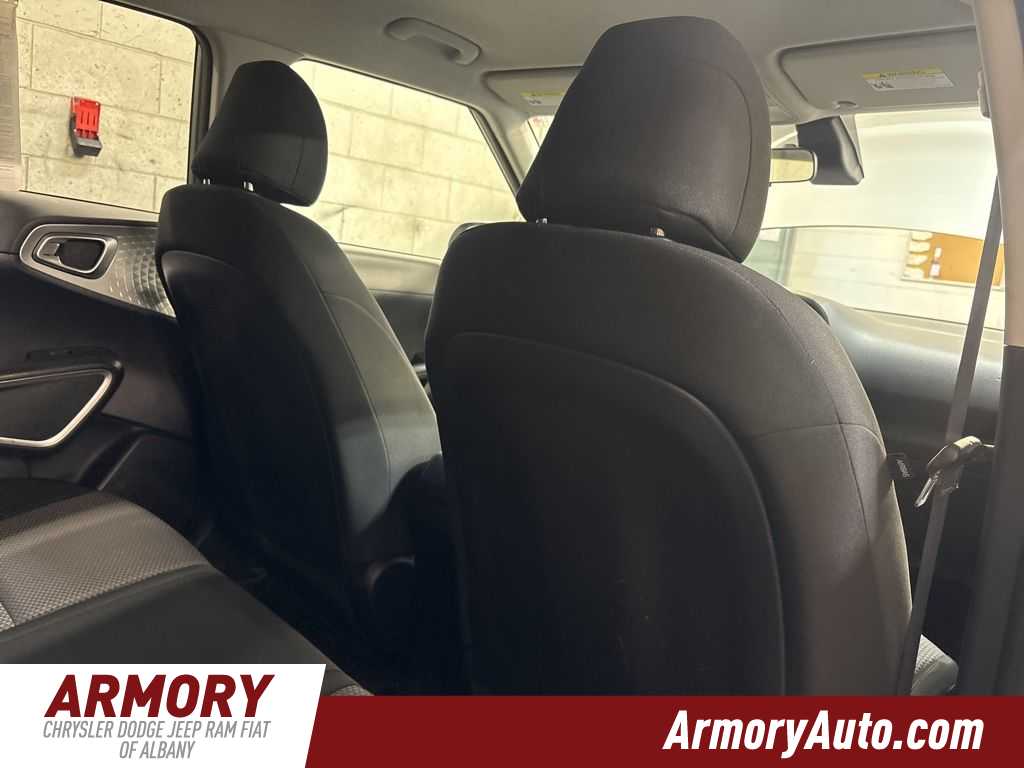 Thumbnail: 2023 Kia Soul - 30