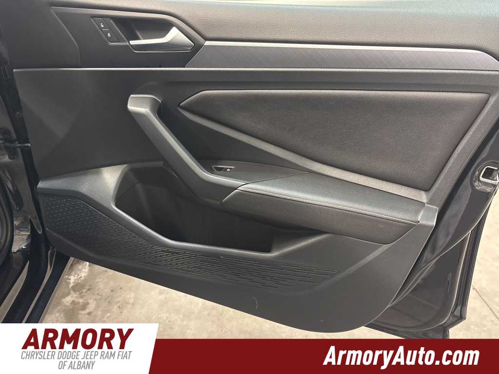 Thumbnail: 2024 Volkswagen Jetta - 33