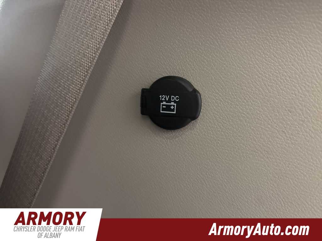 Thumbnail: 2024 Chrysler Pacifica - 34