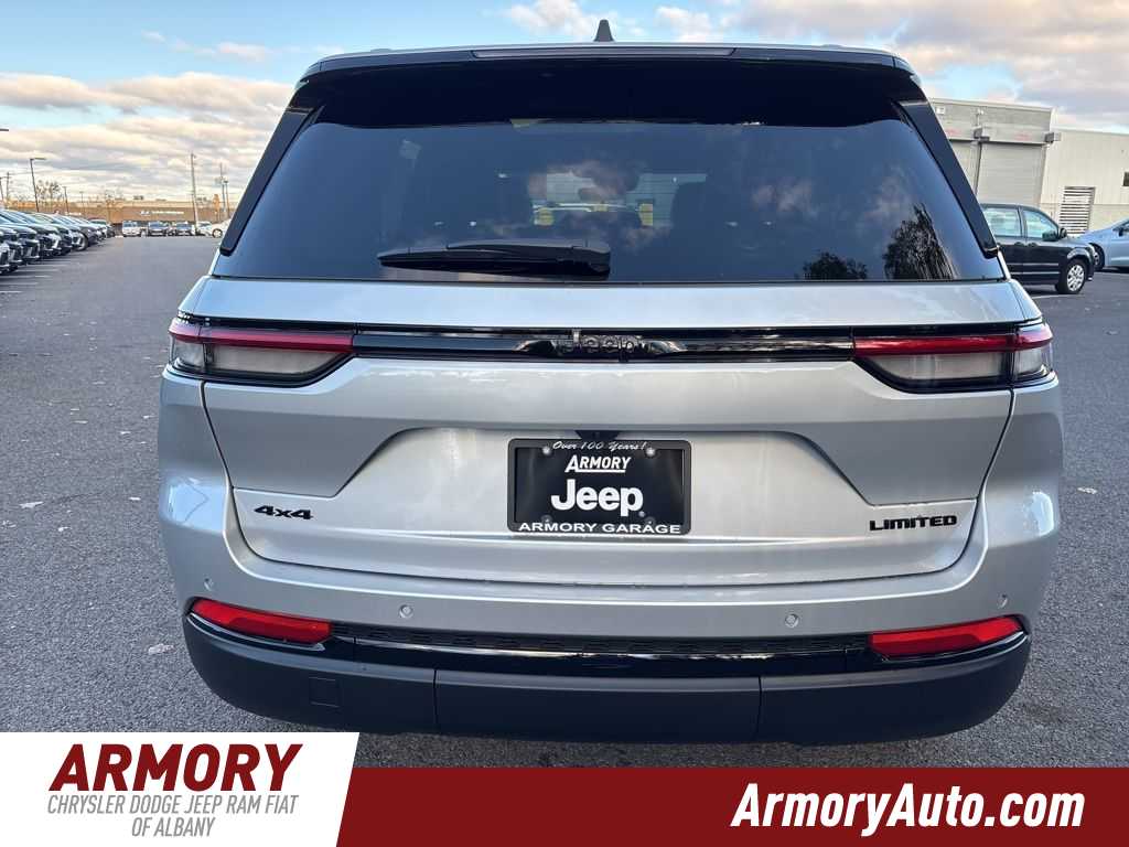 Thumbnail: 2025 Jeep Grand Cherokee - 5