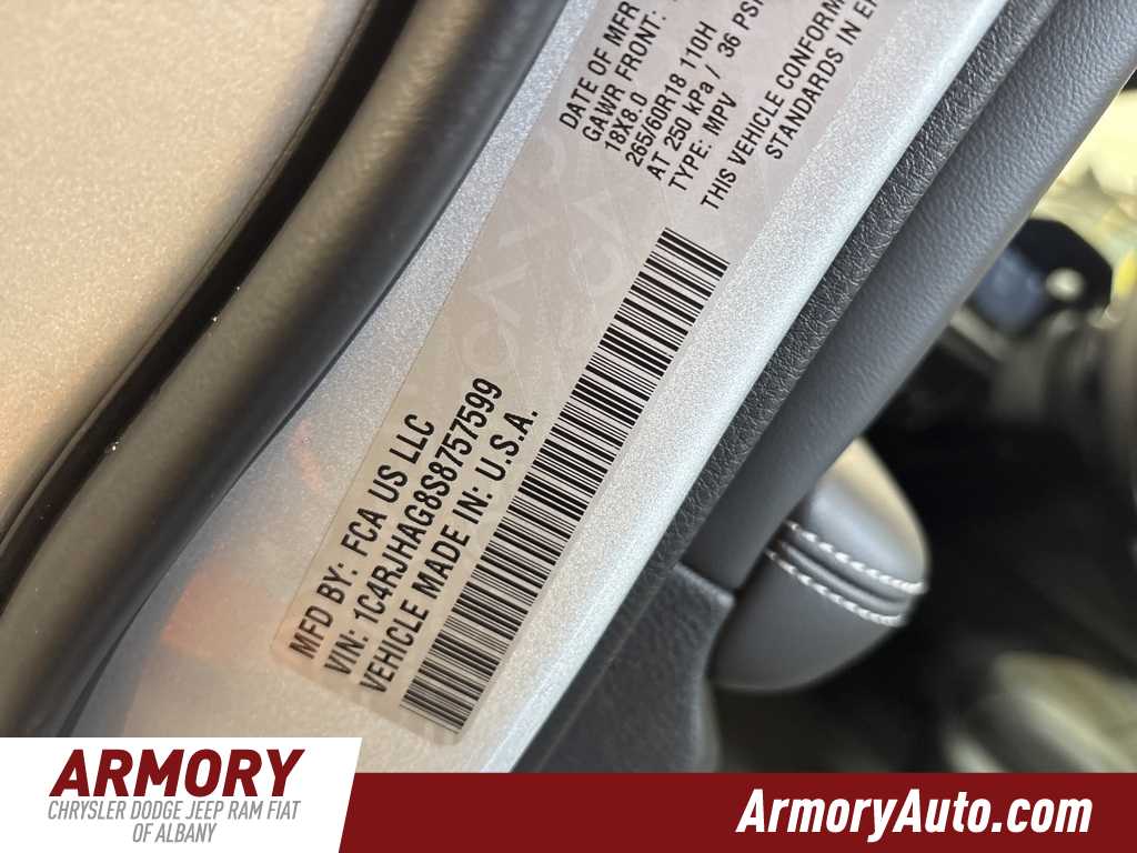 Thumbnail: 2025 Jeep Grand Cherokee - 39