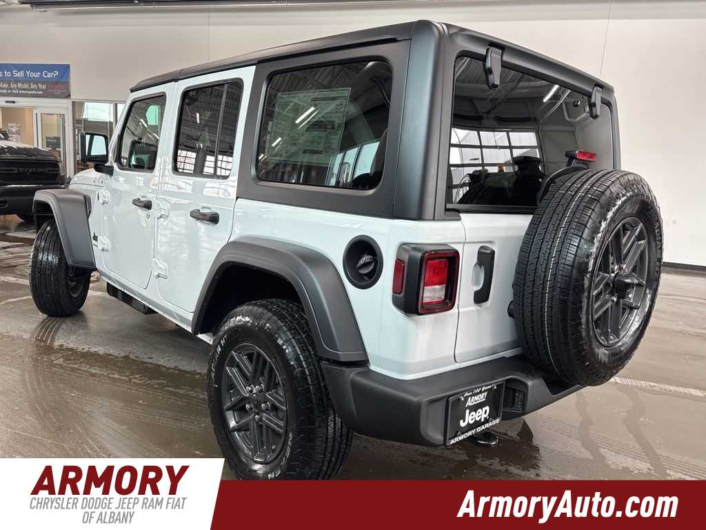 Thumbnail: 2026 Jeep Wrangler - 6