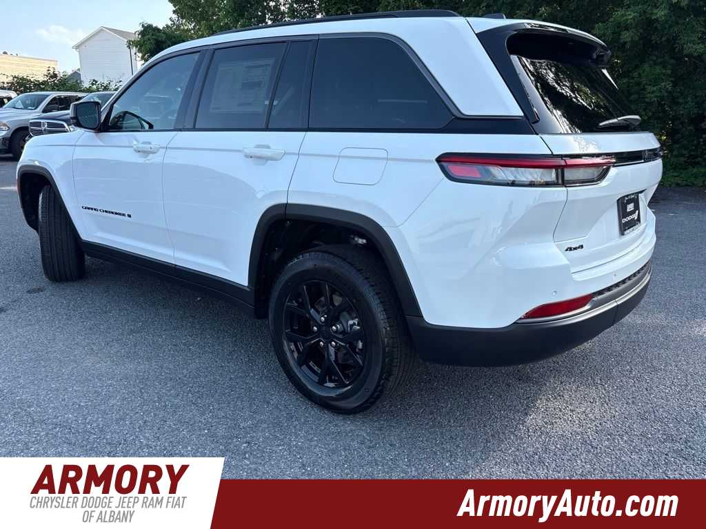 Thumbnail: 2026 Jeep Grand Cherokee - 6