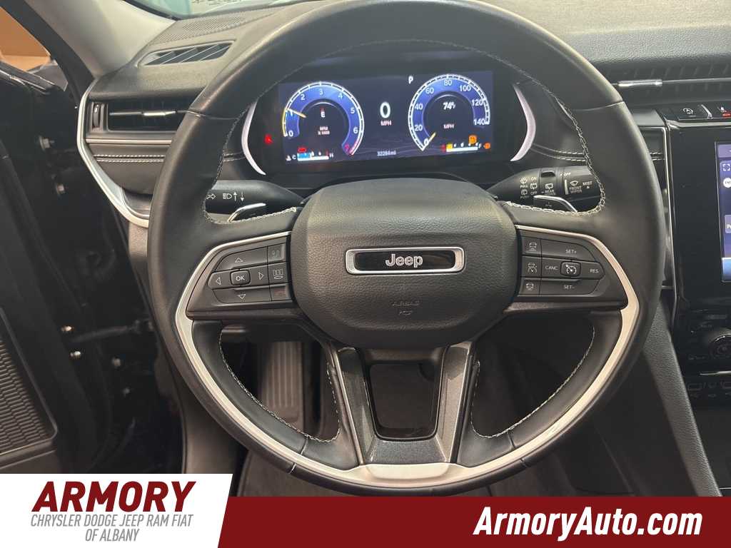 Thumbnail: 2022 Jeep Grand Cherokee - 13