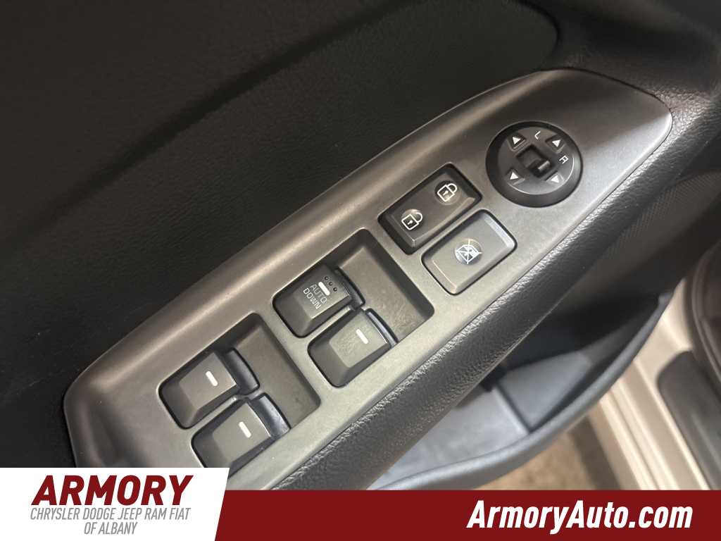 Thumbnail: 2018 Kia Forte - 8