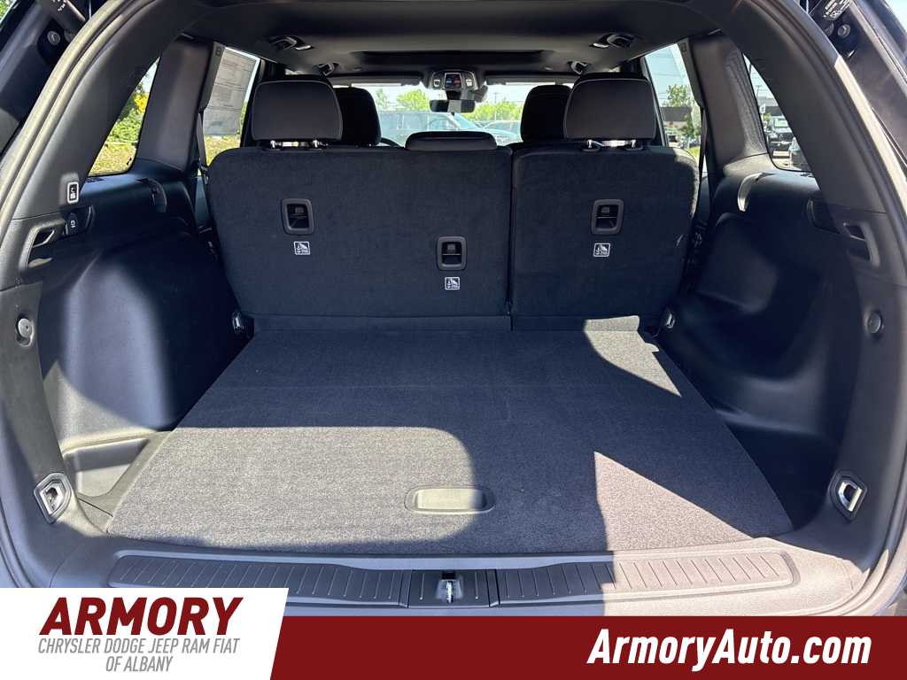 Thumbnail: 2025 Jeep Grand Cherokee - 23